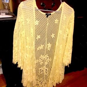 Yellow floral lace Kimono!